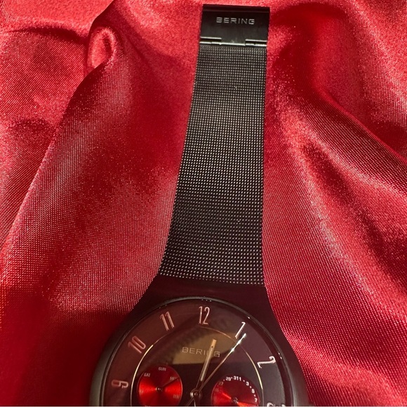 Bering Titanium Men’s Watch Black/Red Subdials 11939-229 - Picture 14 of 16